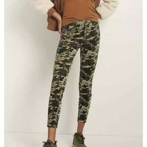 Anthropologie PILCRO Green Floral Camo High Waisted Button up Corduroy Pants